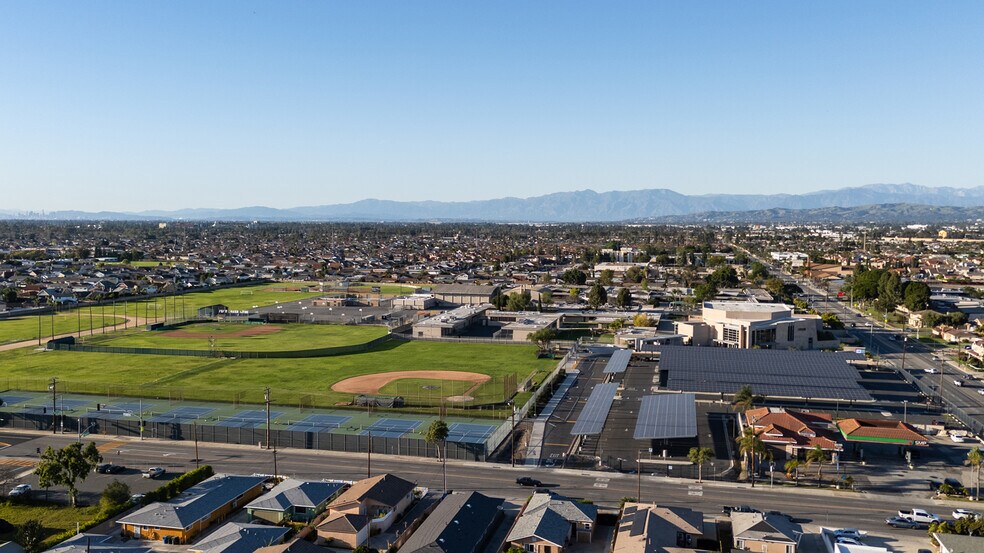 More Photos Of 8620-8624 Watson St, Cypress Apartments For Sale