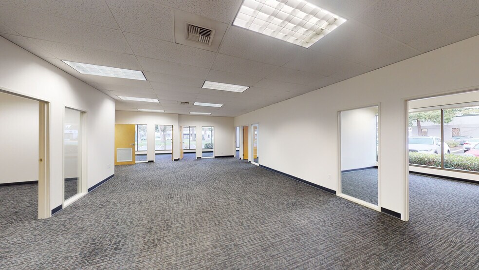 More Photos Of 8362-8380 SW Nimbus Ave, Beaverton Unknown For Lease