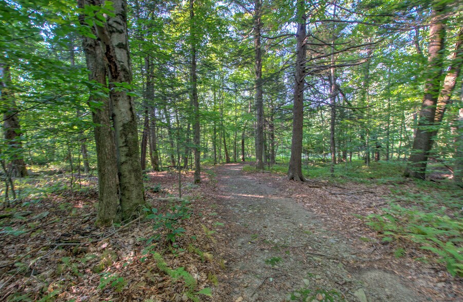 More Photos Of 167 Route 191, Cresco General Retail For Lease