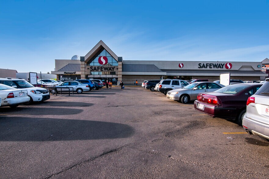 More Photos Of 15630 87th Ave NW, Edmonton Storefront For Lease