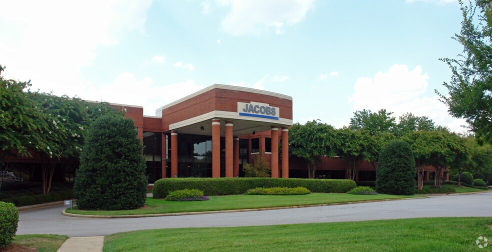 More Photos Of 1041 E Butler Rd, Greenville Office For Lease