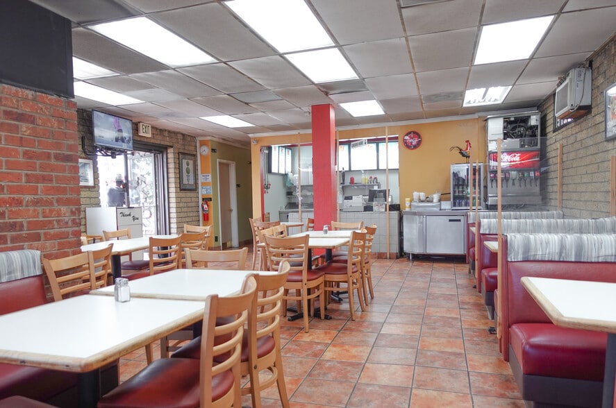 More Photos Of 111 E 2700 S, Salt Lake City General Retail For Sale