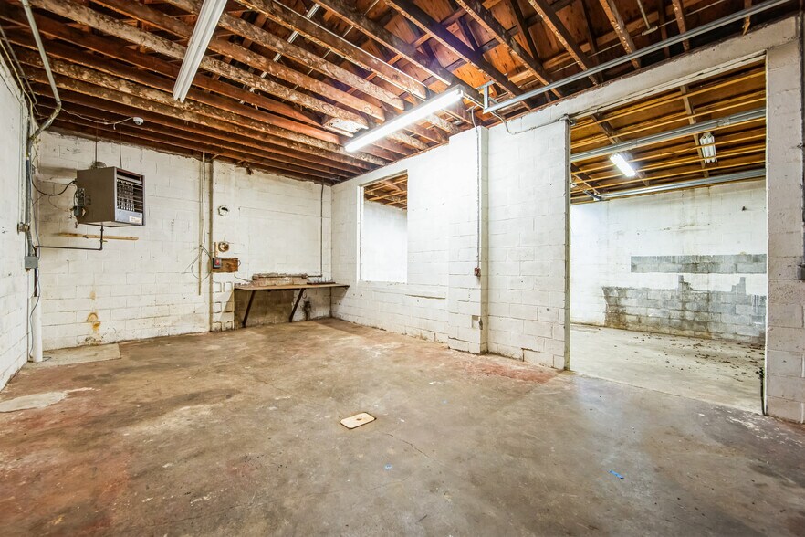 More Photos Of 2169 E High St, Pottstown Office For Lease