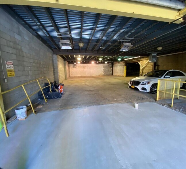 More Photos Of 1261 Coney Island Ave, Brooklyn Service For Lease