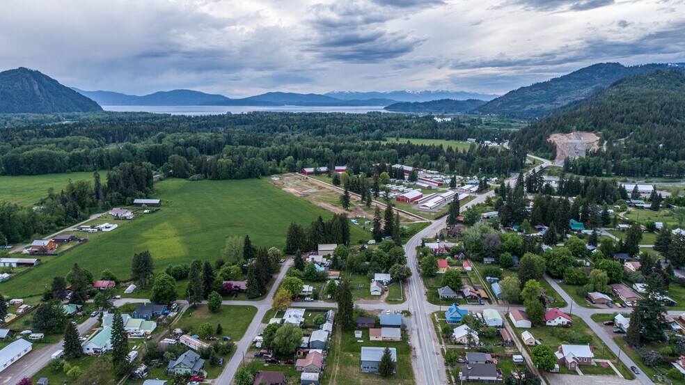 More Photos Of 118 4th ave, Clark Fork Supermarket For Sale