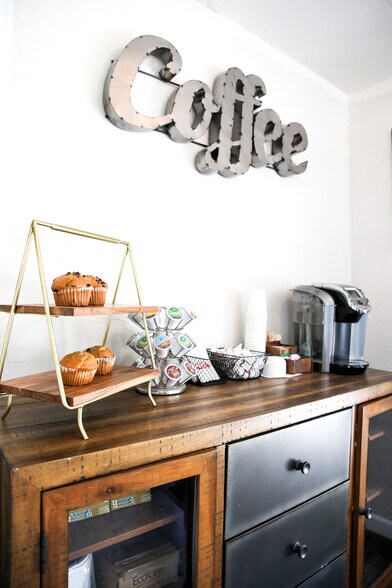 More Photos Of 816 W Main St, Grass Valley Hotel For Sale