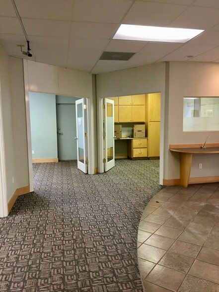 More Photos Of 8040 N Lombard St, Portland Bank For Sale