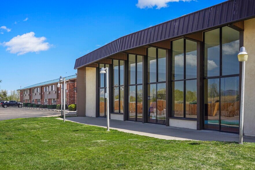 More Photos Of 3815 State Highway 119, Longmont Hotel For Sale