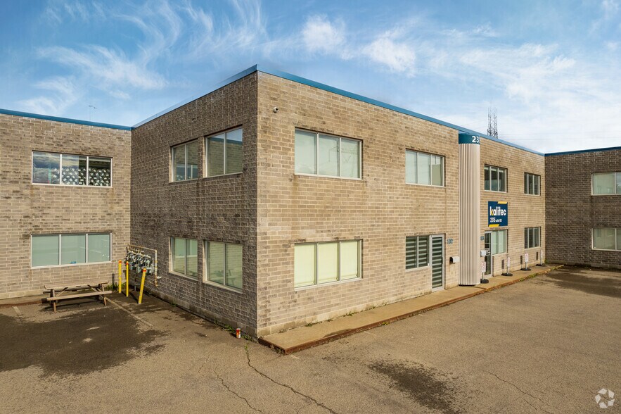Primary Photo Of 2315 Boul Des Entreprises, Terrebonne Industrial For Sale