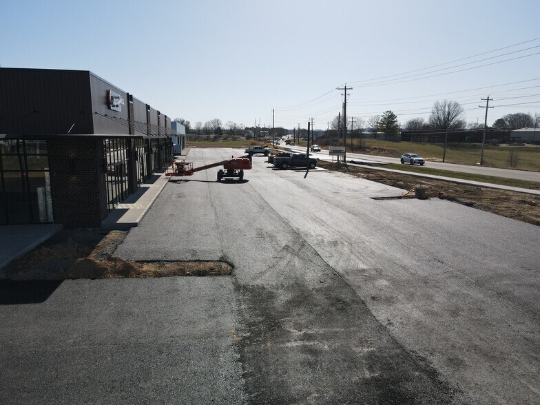 More Photos Of TBD Suncrest dr, Gray Storefront For Lease