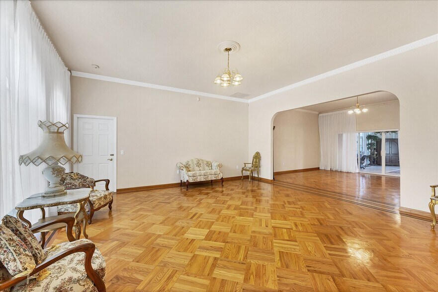 More Photos Of 12209 Cotorro Ave, North Port Specialty For Sale