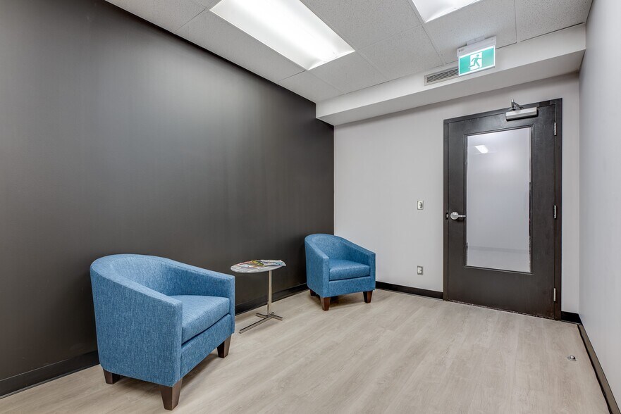 More Photos Of 141 Laurier Ave W, Ottawa Office For Lease