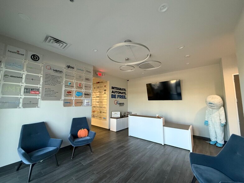 More Photos Of 1024 Texan Trl, Grapevine Medical For Sale