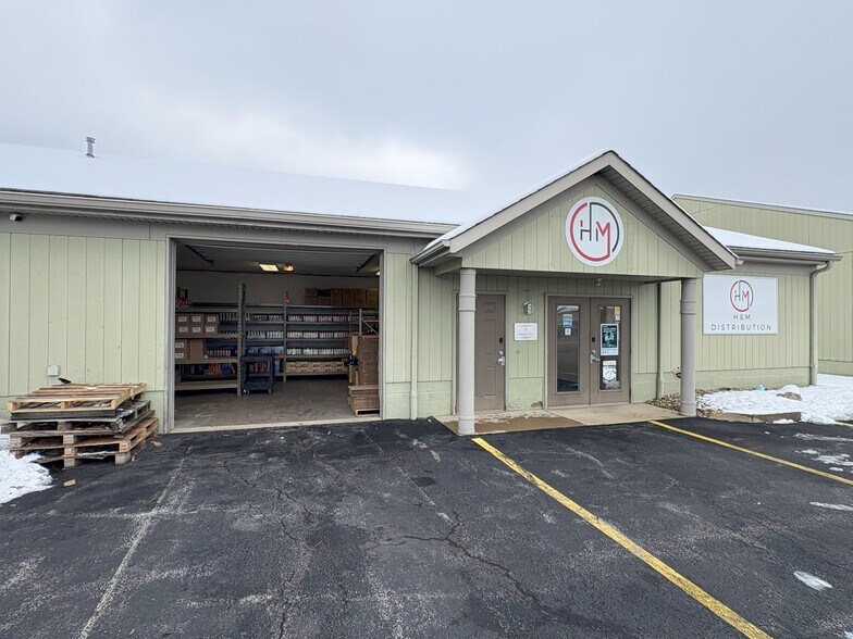 More Photos Of 493 Bev Rd, Youngstown Warehouse For Lease