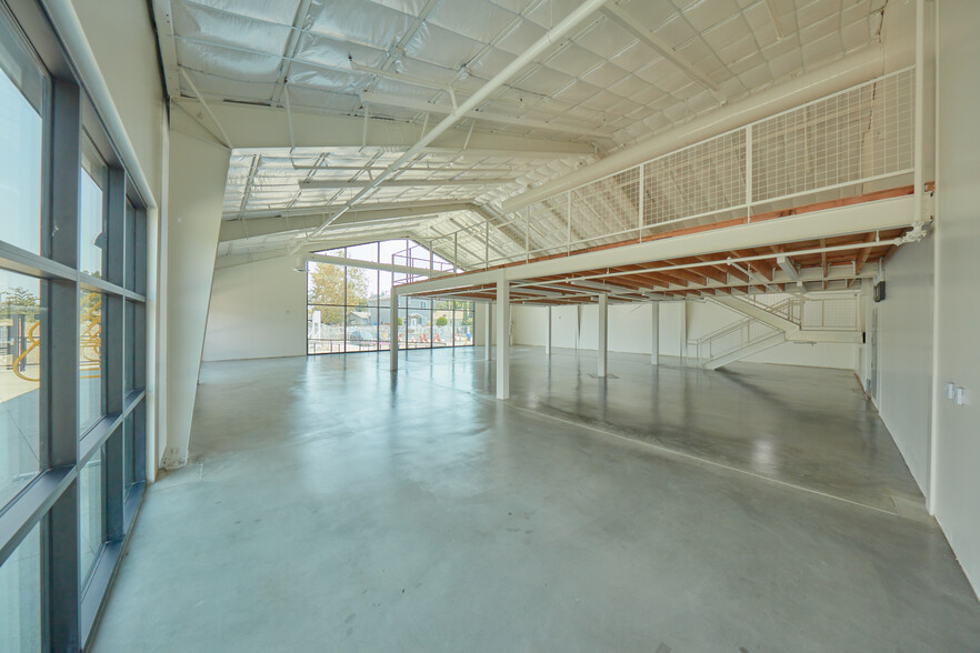 Primary Photo Of 2427-2433 Birkdale St, Los Angeles Loft Creative Space For Lease