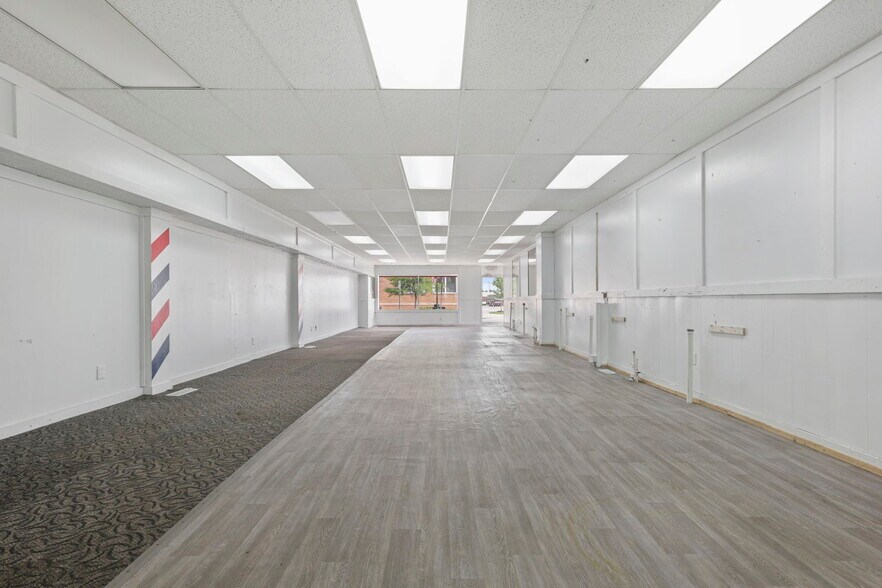 More Photos Of 201 Main St, Beech Grove Storefront Retail Residential For Sale