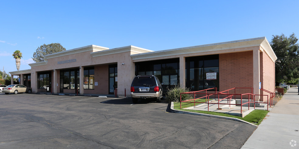 Primary Photo Of 321-329 Van Houten Ave, El Cajon Storefront For Lease