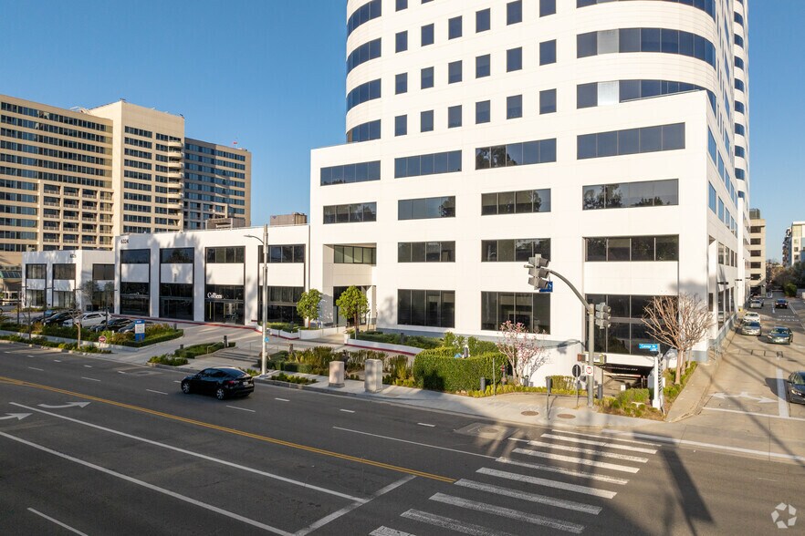 More Photos Of 6300 Canoga Ave, Woodland Hills Office For Lease