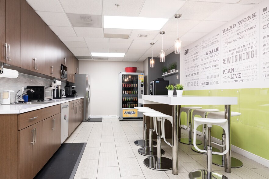 More Photos Of 2645 Executive Park Dr, Weston Coworking Space