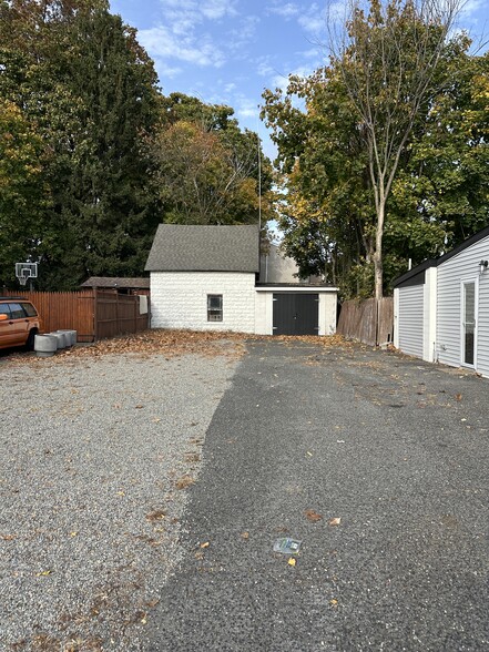 Primary Photo Of 11 Chestnut St, Tenafly Storefront Retail Office For Lease