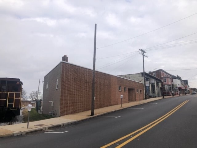 Primary Photo Of 67 N Main St, Red Lion General Retail For Sale