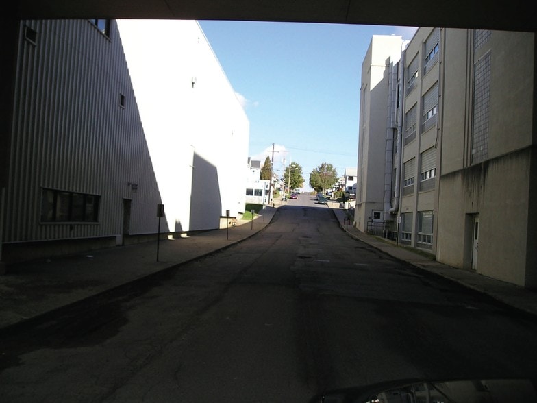 More Photos Of 1701L North St, Endicott Unknown For Lease