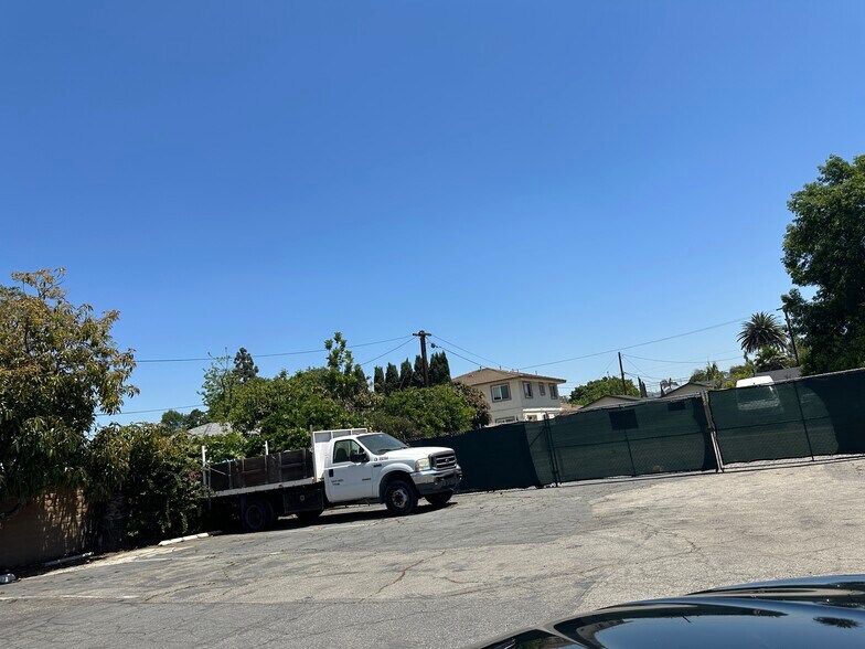 More Photos Of 2117 Orange Olive Rd, Orange Freestanding For Sale