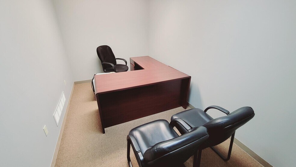 More Photos Of 550 Goodrich Rd, Bellevue Light Distribution For Sale