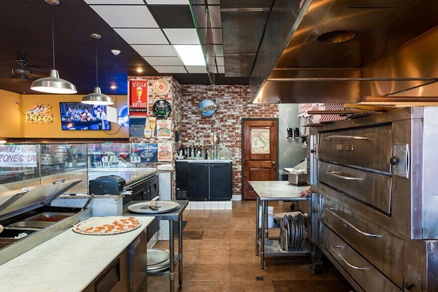 More Photos Of 336-340 E Grand Ave, Escondido Restaurant For Sale