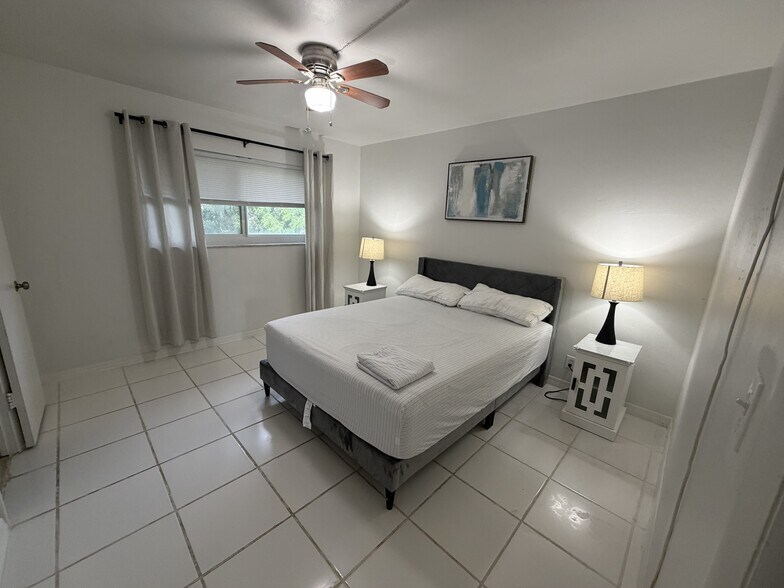 More Photos Of 811 SE 16th St, Fort Lauderdale Apartments For Sale