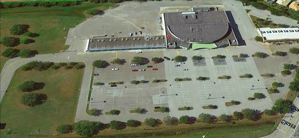 More Photos Of 10175 Tamiami Trl, Punta Gorda General Retail For Lease