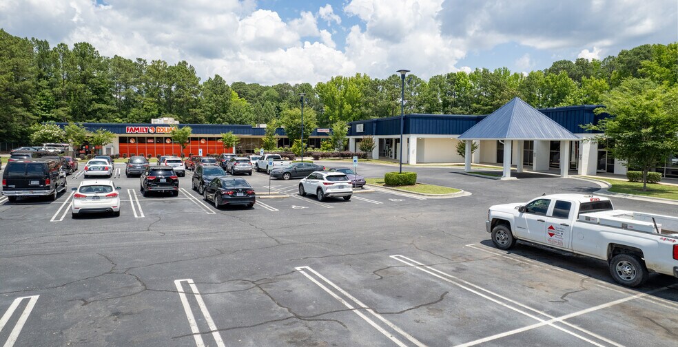 More Photos Of 505-537 Plaza Cir, Garner Unknown For Lease