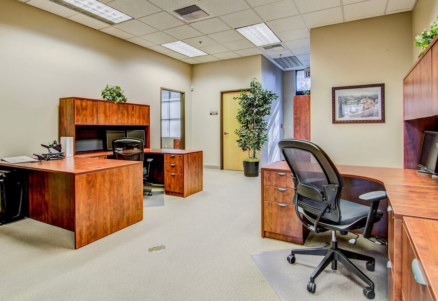 More Photos Of 8780 Auburn Folsom Rd, Granite Bay Serviced Offices For Sale