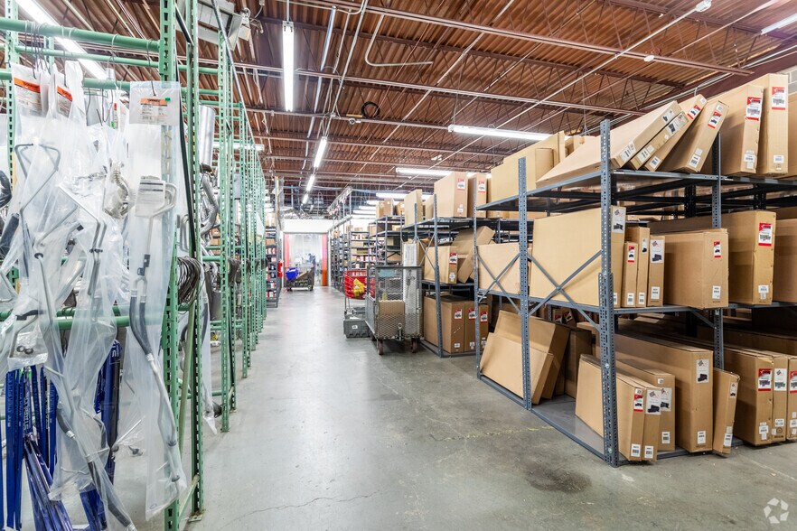 More Photos Of 252 Bethlehem Pike, Colmar General Retail For Sale