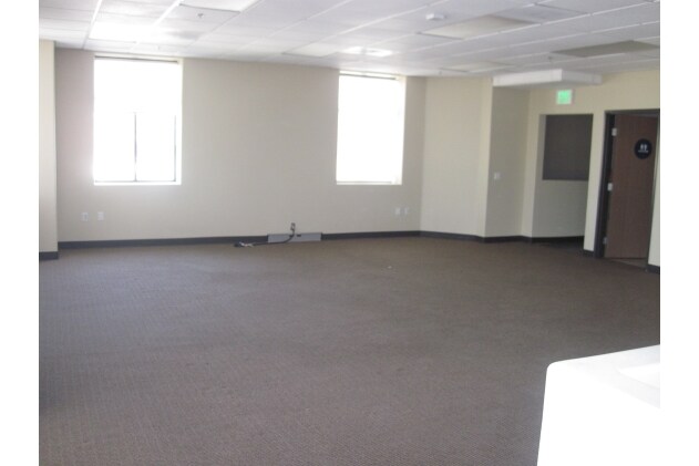 More Photos Of 10409 Alder Ave, Bloomington Warehouse For Sale