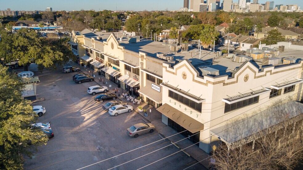 More Photos Of 3939 Montrose Blvd, Houston Unknown For Lease