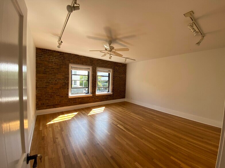 More Photos Of 502-514 Santa Monica Blvd, Santa Monica Loft Creative Space For Lease