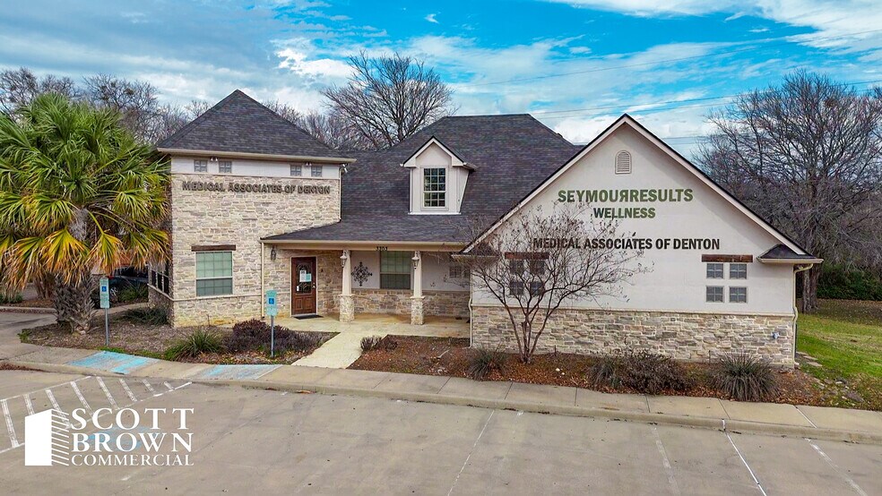 Primary Photo Of 3303 Colorado Blvd, Denton Medical For Lease