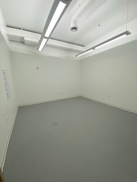 More Photos Of 100 Avon St, Charlottesville Office For Lease