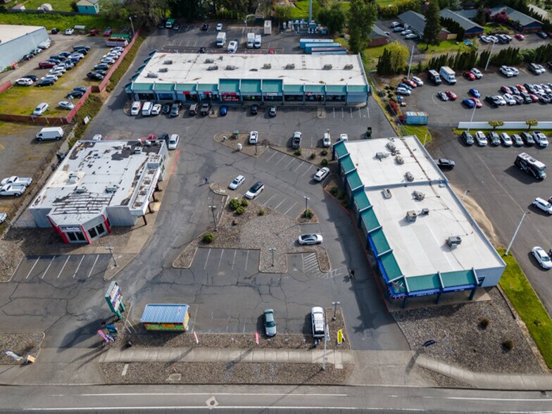 More Photos Of 16558 SE McLoughlin Blvd, Milwaukie Unknown For Lease
