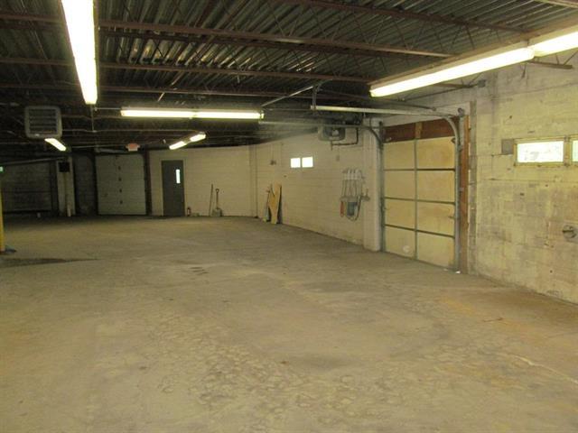 More Photos Of 50 Woodstock Rd, White River Junction Auto Repair For Sale
