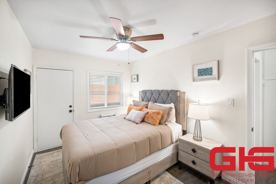 More Photos Of 31 N Parkwood Ave, Pasadena Apartments For Sale