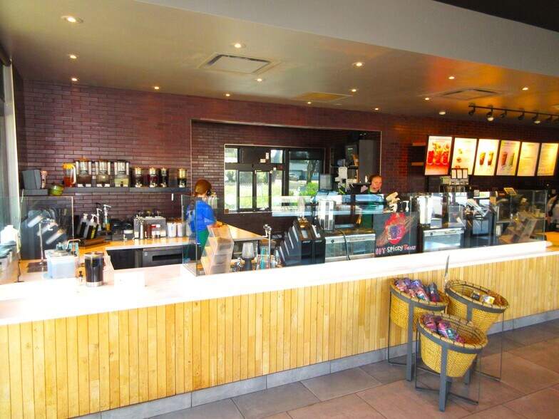 More Photos Of 338 E Main St, Ripon Fast Food For Sale