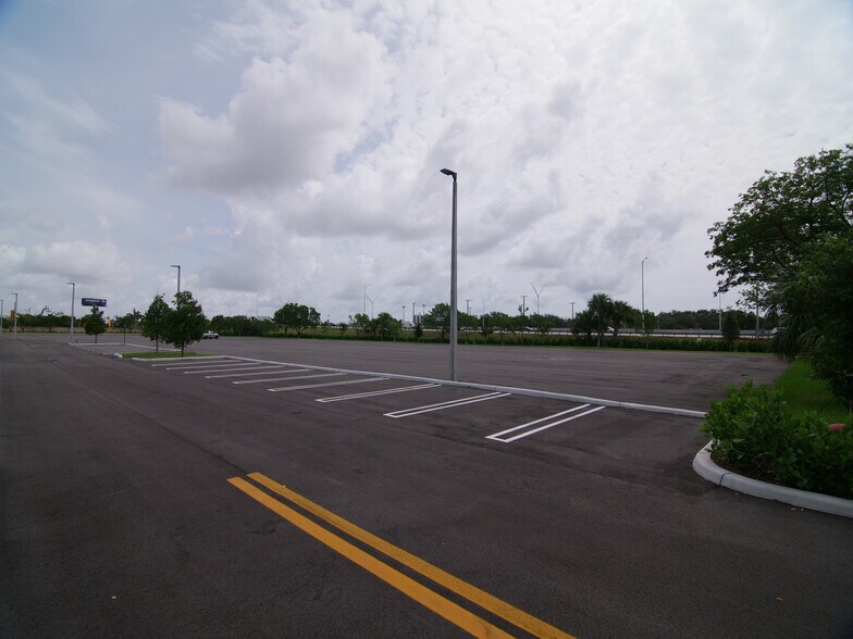 More Photos Of 1001 NW 12th Ter, Pompano Beach Land For Lease