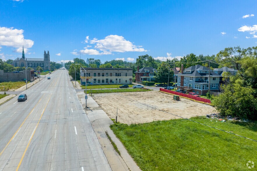 More Photos Of 11501 Woodward Ave, Detroit Land For Lease