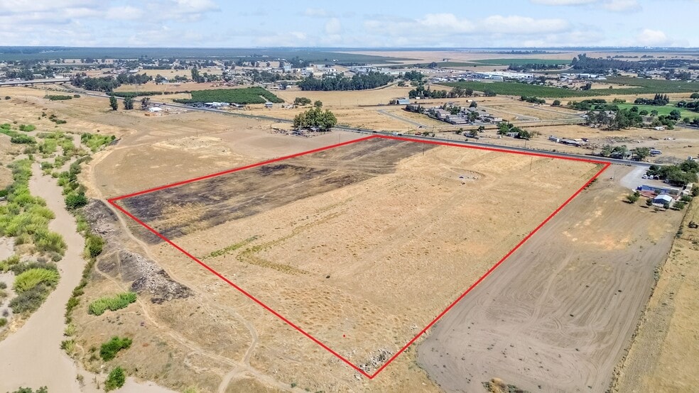 More Photos Of 28139 Highway 145, Madera Land For Sale