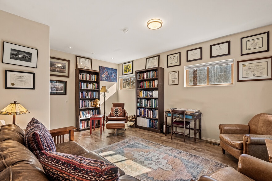 More Photos Of 103 S St Francis Dr, Santa Fe Medical For Sale