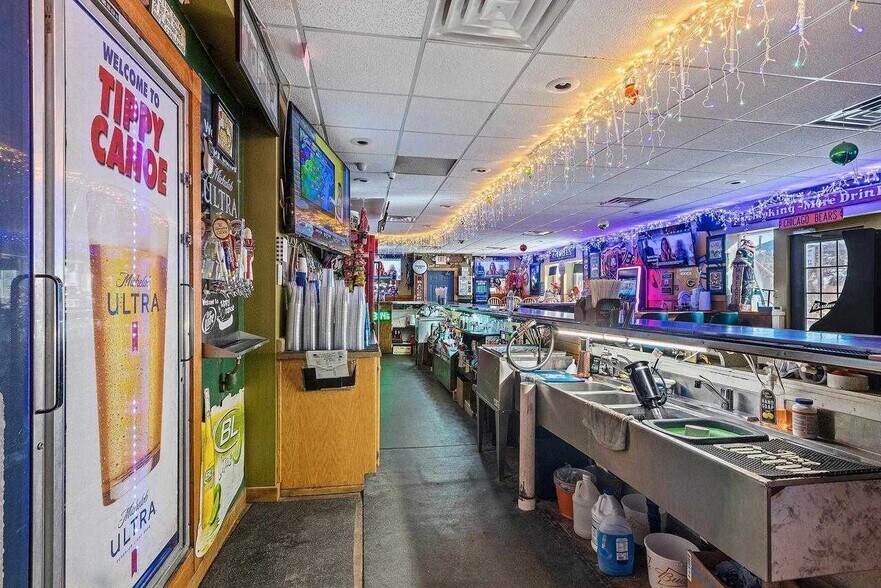 More Photos Of E3261 County Rd S, Casco Sports And Entertainment For Sale