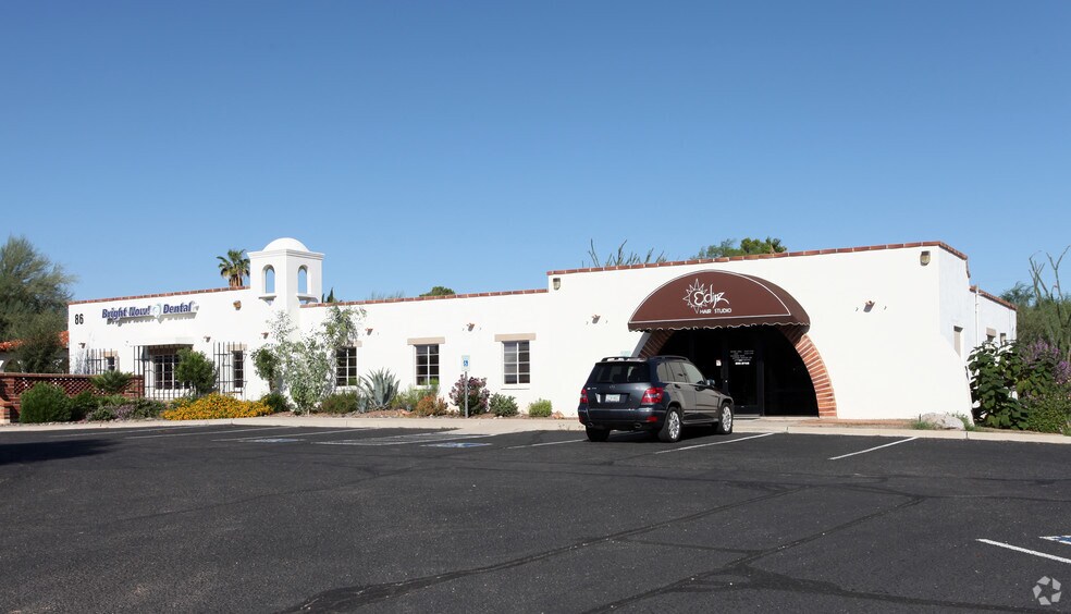 More Photos Of 80-96 W Esperanza Blvd, Green Valley Unknown For Lease