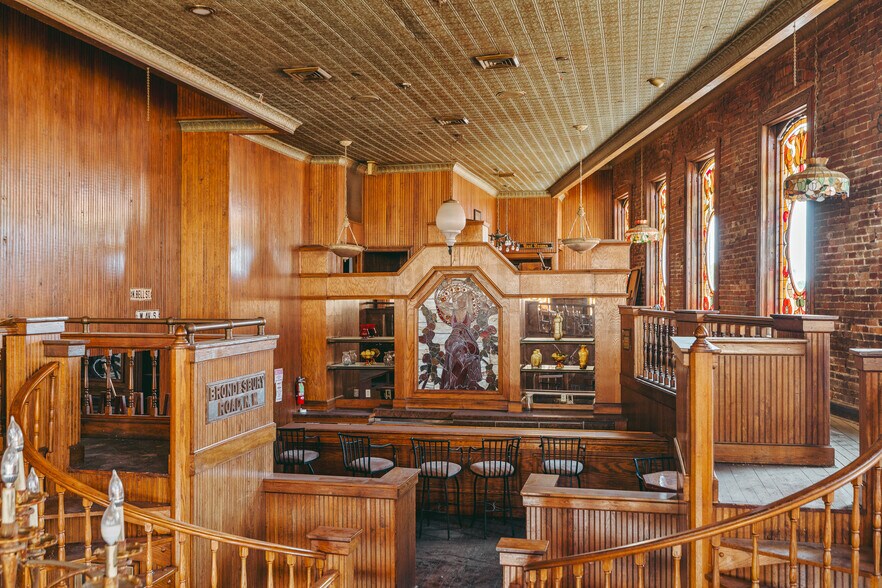 More Photos Of 100 S Grand St, Monroe Restaurant For Sale